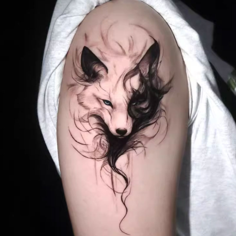 020 Wolf Thigh Tattoo