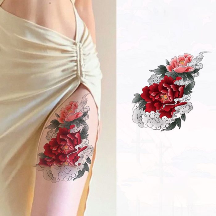 Thigh Tattoos With Roses