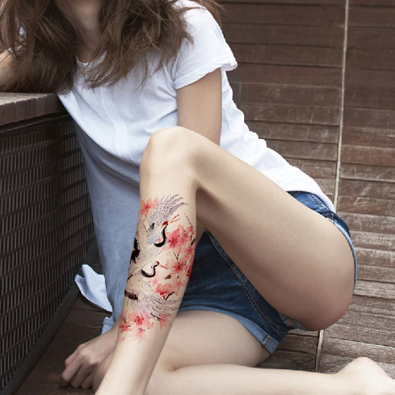 Tattoos On The Side Of The Thigh